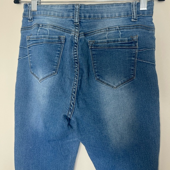 Fashion Nova Booty Shaping Low Rise Skinny Jeans Medium Wash - Picture 6 of 7